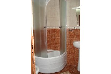 Rumānija Privát Horezu, Eksterjers